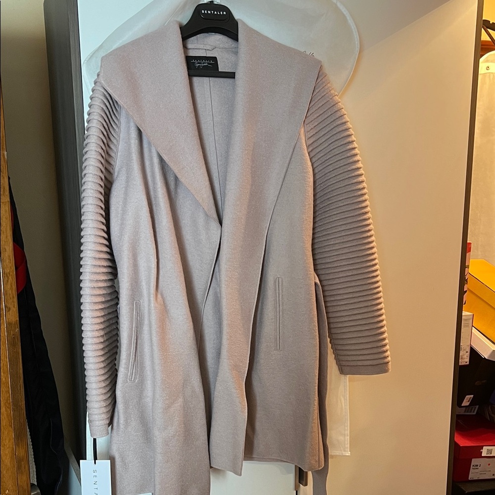 Women's Ribbed Sleeve Coat - Pink